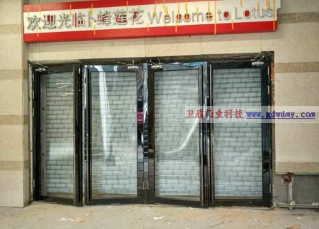 防火玻璃門廠家安裝防火門