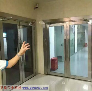 不鏽鋼防火門廠家家教你如何辨别真假防火窗